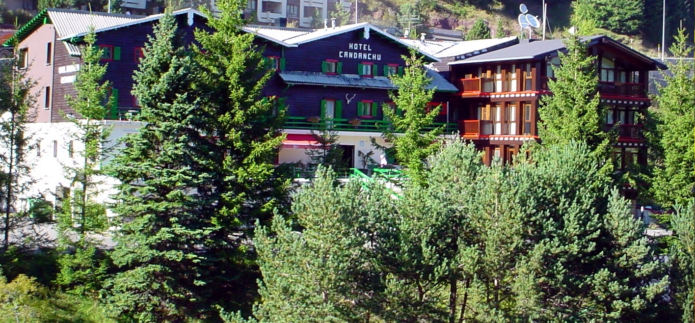 Hotel Candanchu 52/58