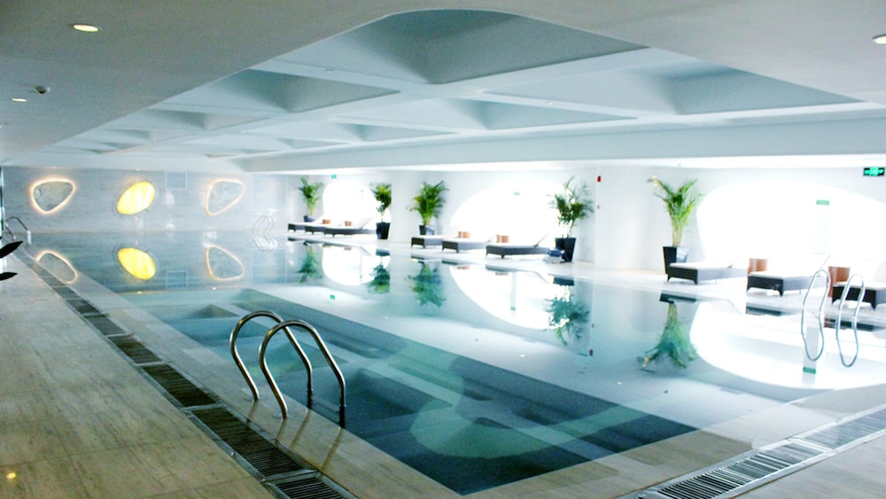 HOLIDAY INN SHIJIAZHUANG CENTRAL 33/77