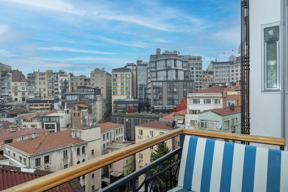 Roe Suite Hotel - Taksim 42/46