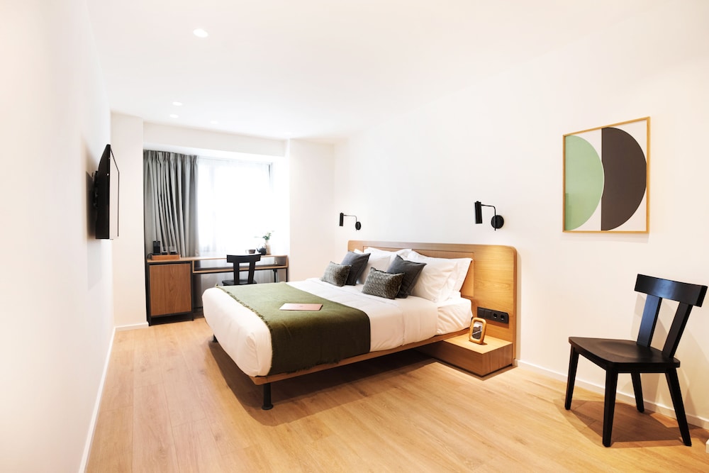 ROOM, DOUBLE BED, SEA VIEW