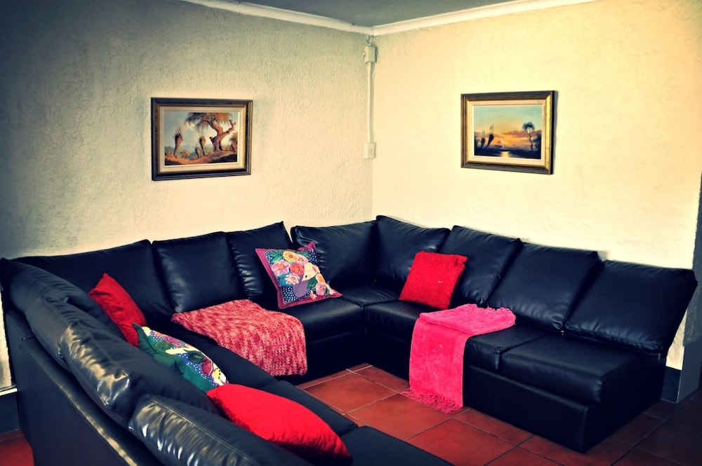 Framesby Guesthouse 14/36