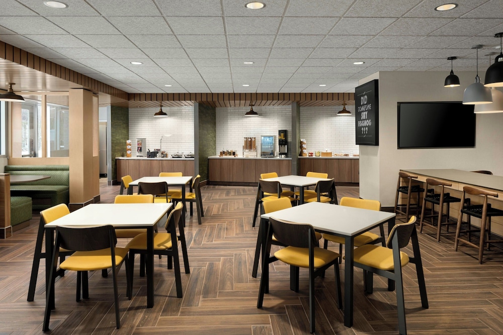 Fairfield Inn & Suites Traverse City 12/16