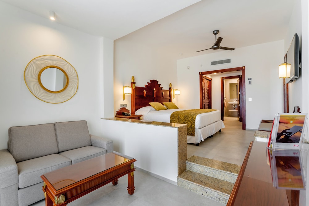 RIU Vallarta All Inclusive 28/50
