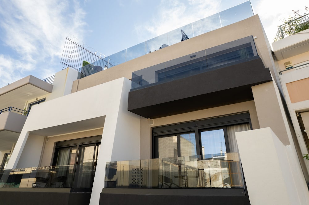 LUX&EASY Acropolis Suites 2/50