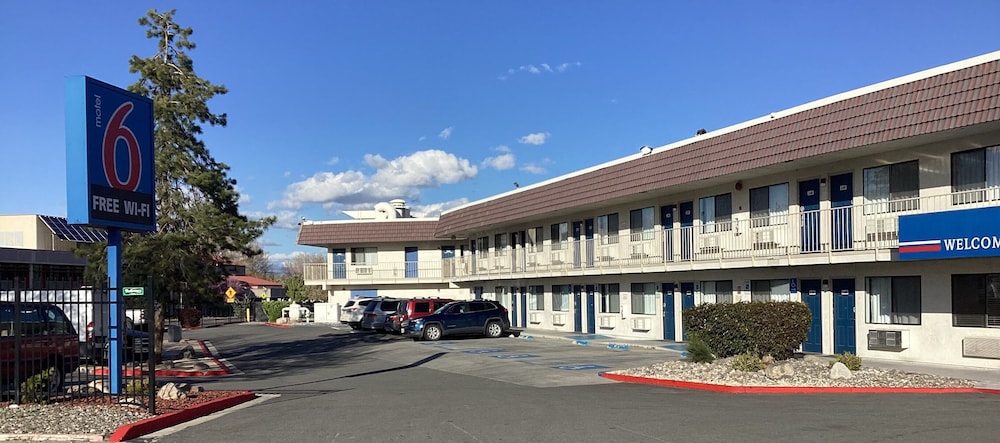 Motel6 Reno, NV - Livestock 32/42