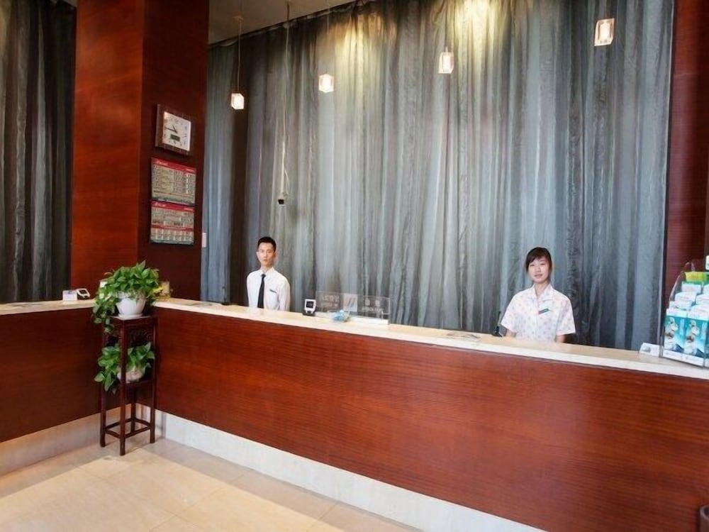 Magnotel Hotel (Shanghai Lujiazui Riverside) photo3
