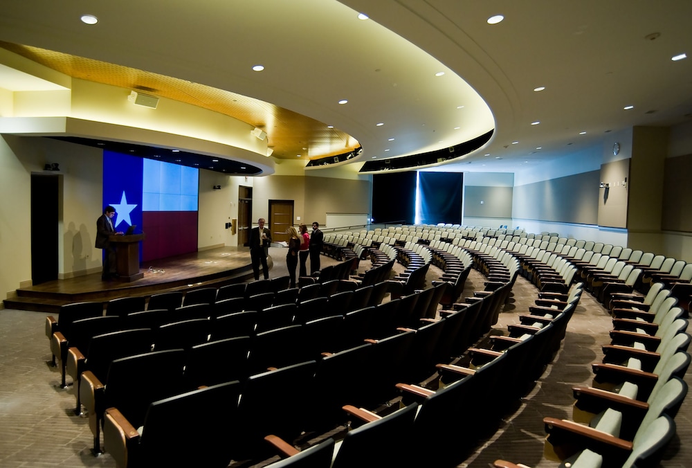 At T Hotel Conference Center At the University of Texas 58/65