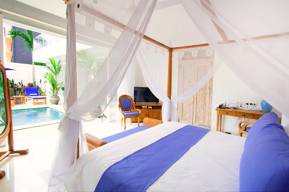 Aq Va Hotel And Villas 30/77