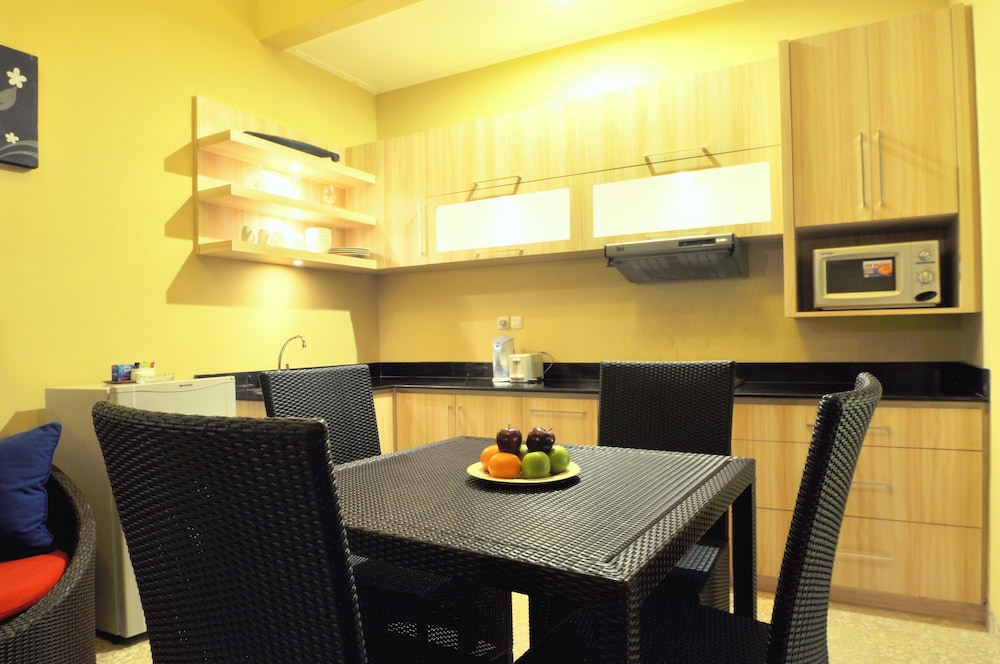 The Jas Villas 58/69