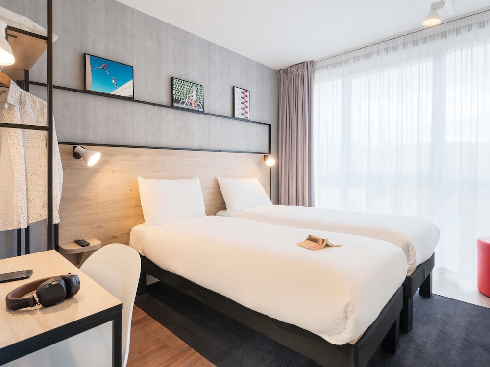 غرفة قياسية بسريرين منفصلين، Ibis Acheres St Germain en Laye 4/10