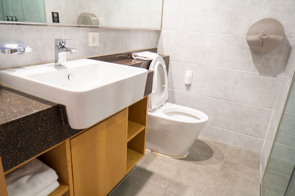 Jongno Lumia Tourist Hotel 64/69