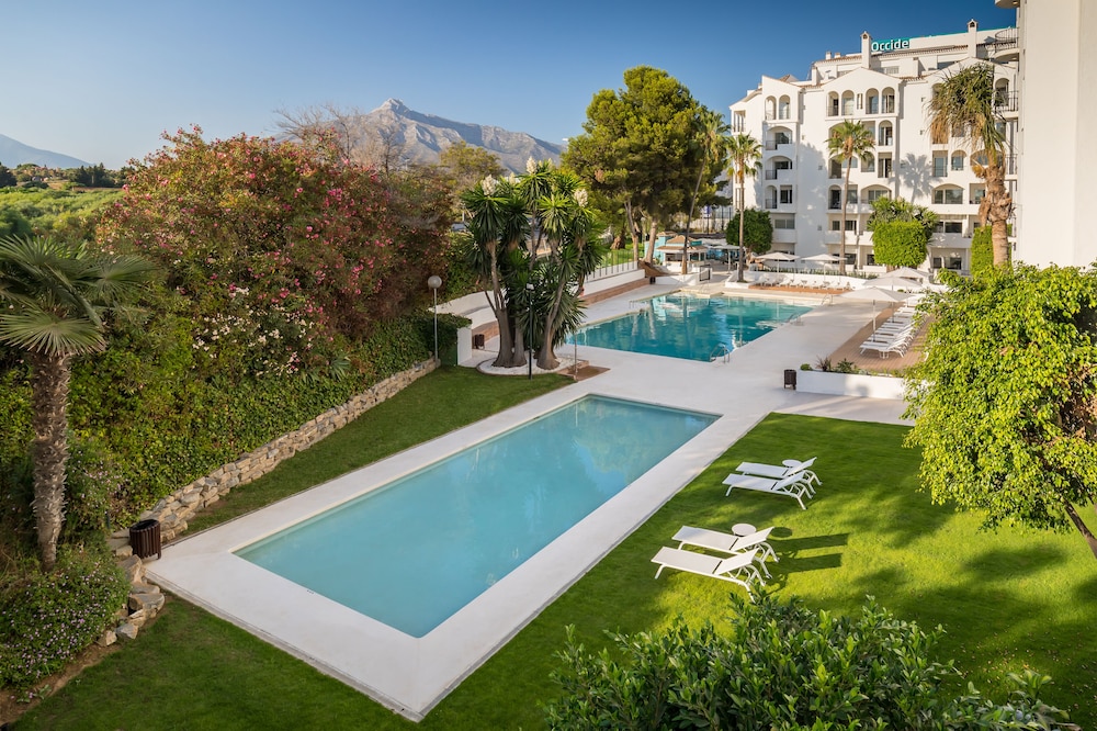 Occidental Puerto Banus 42/75