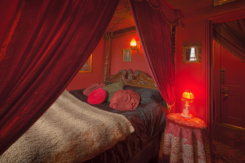 La Rosa Hotel 27/50