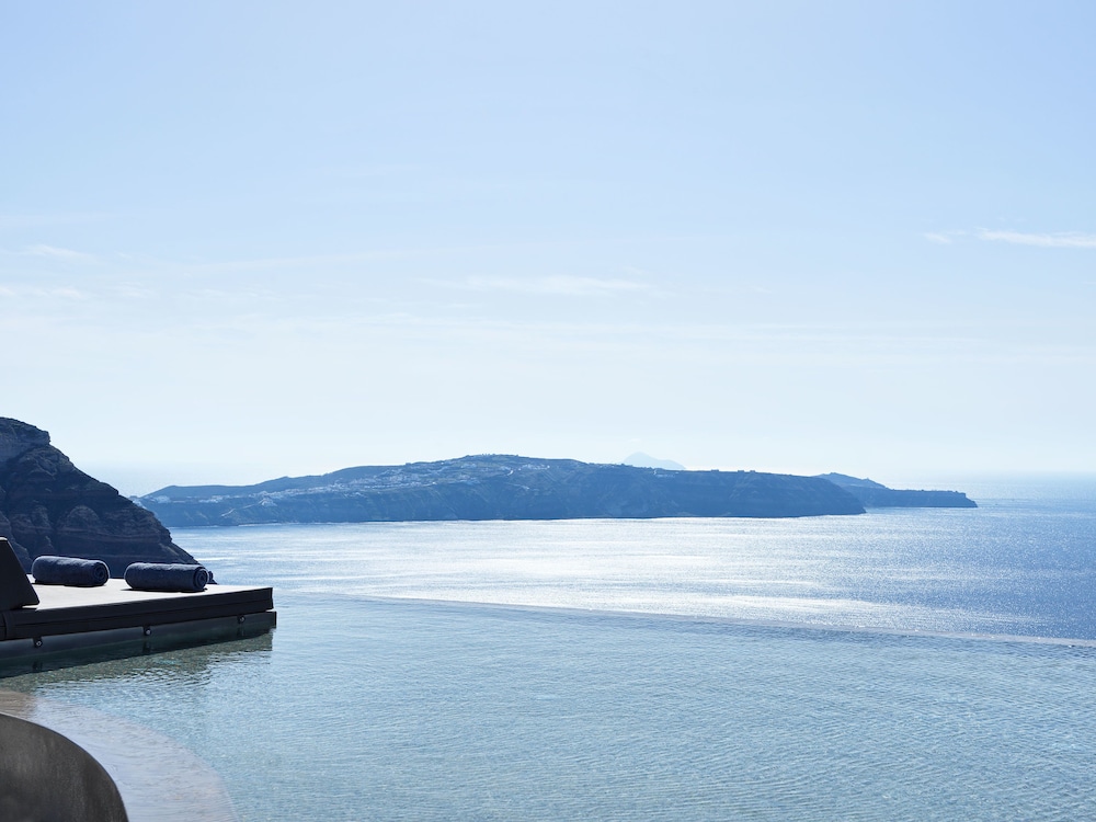 Lilium Hotel Santorini 46/51