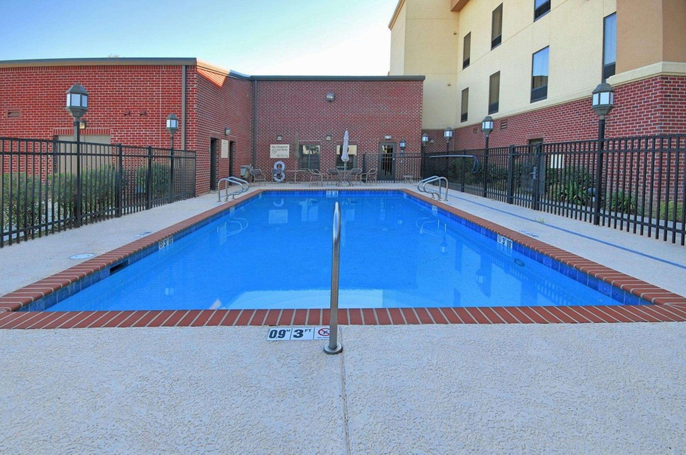 Hampton Inn Suites New Iberia Avery Island 47/47