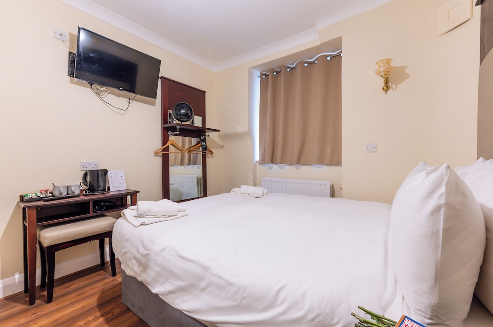 Astoria Hotel 13/42