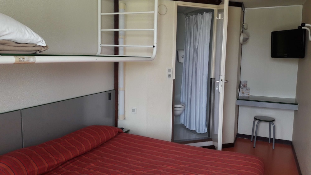 Premiere Classe Reims Est - Taissy 15/45
