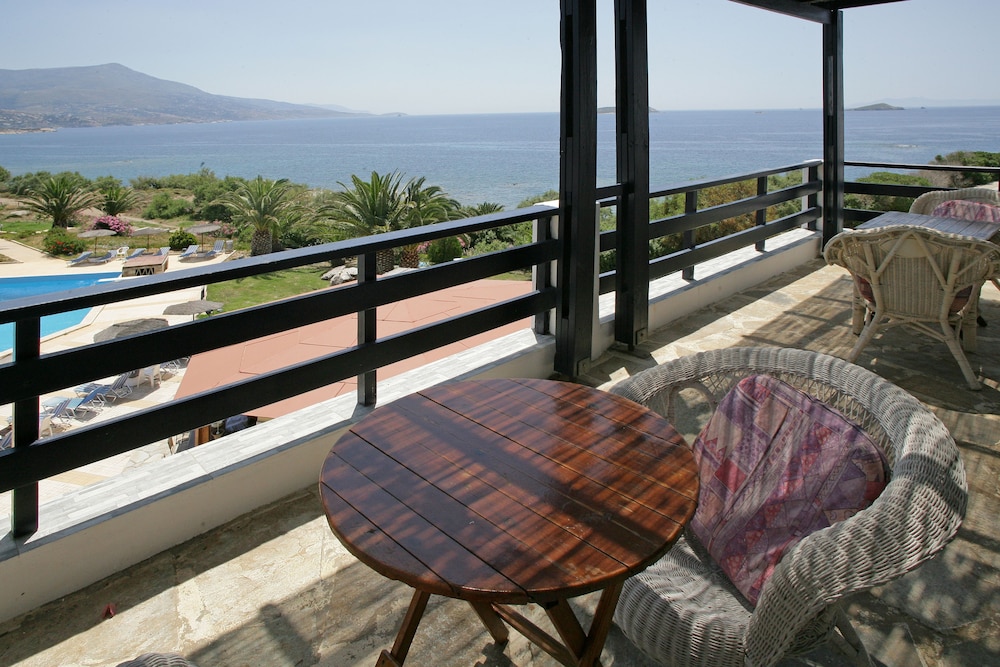 Andros Holiday Hotel 33/68