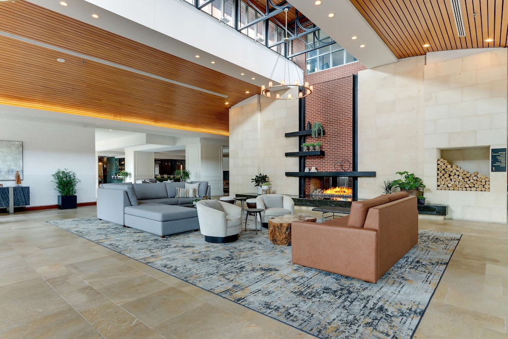 The Chattanoogan Hotel, Curio Collection by Hilton 46/73