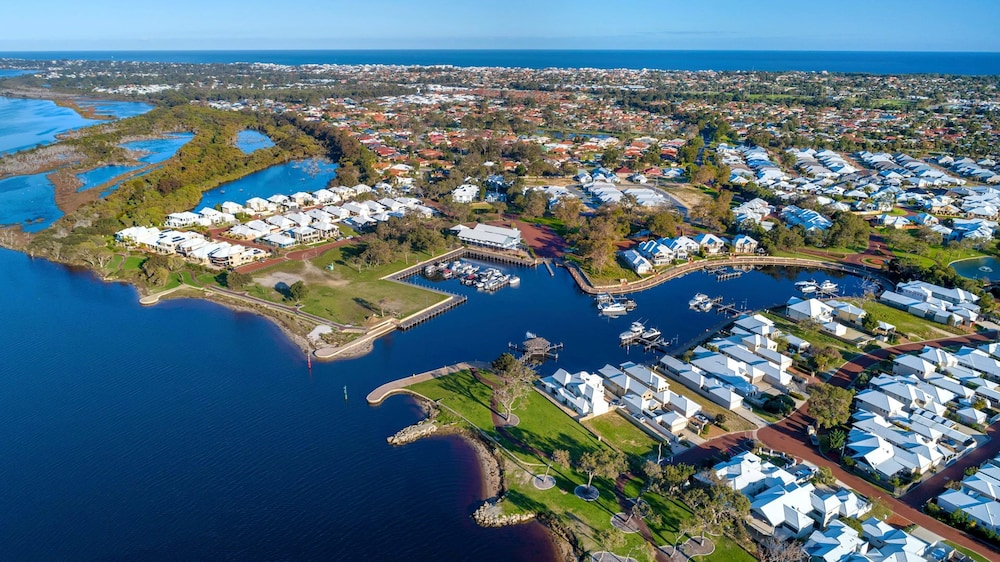 MANDURAH QUAY RESORT 11/72
