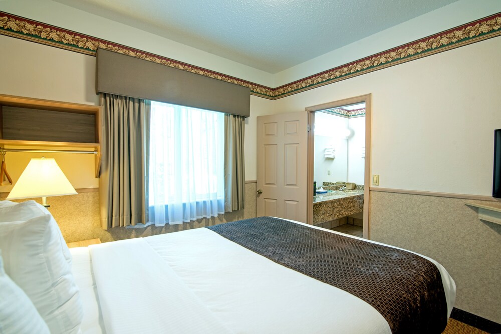 Silver Spruce Inn 8/50