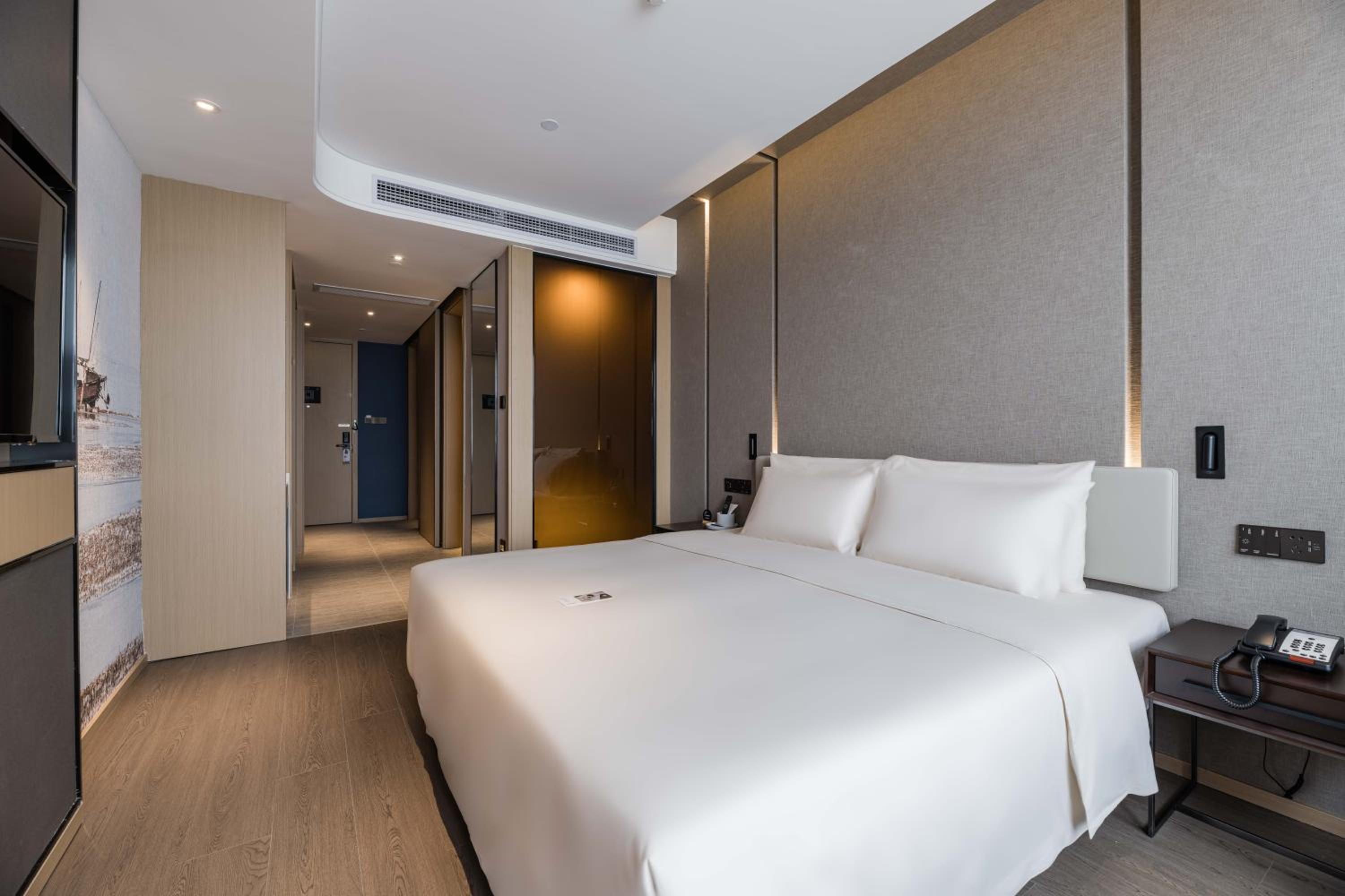 Elegant, Double Bed