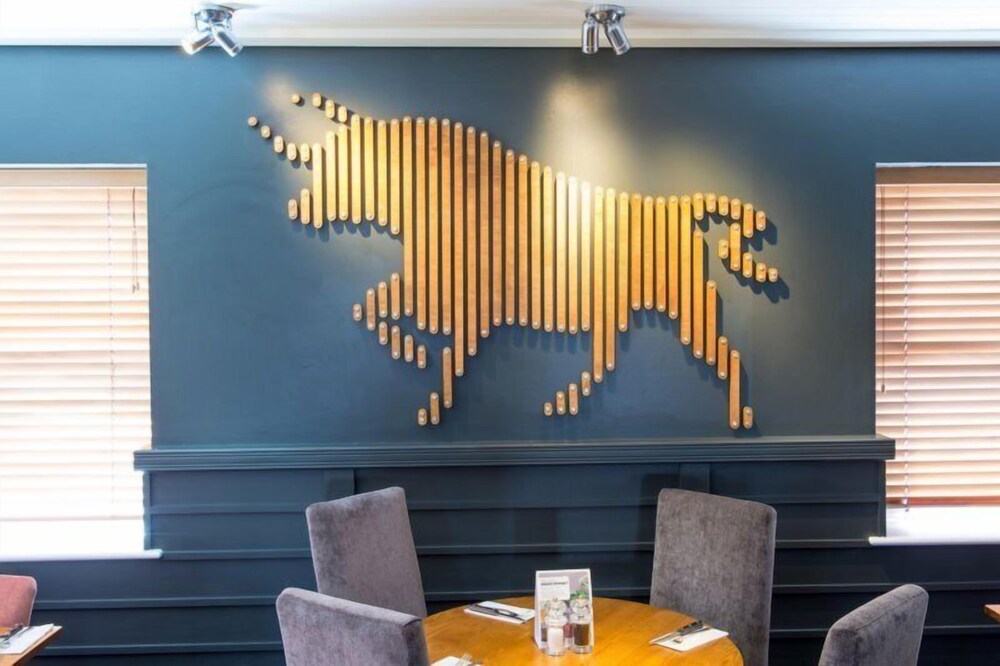 Premier Inn Llanelli Central East Hotel 8/50