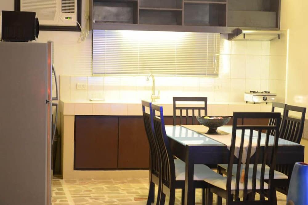 Dm Residente Hotel 39/50