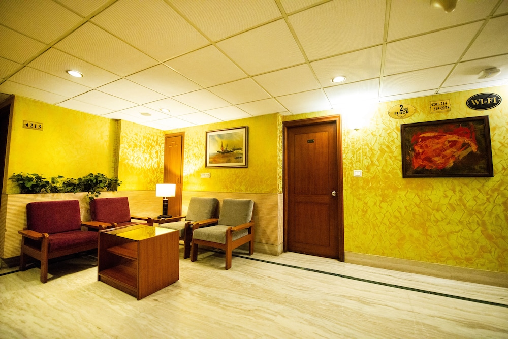 Hotel Bangalore Gate 15/81