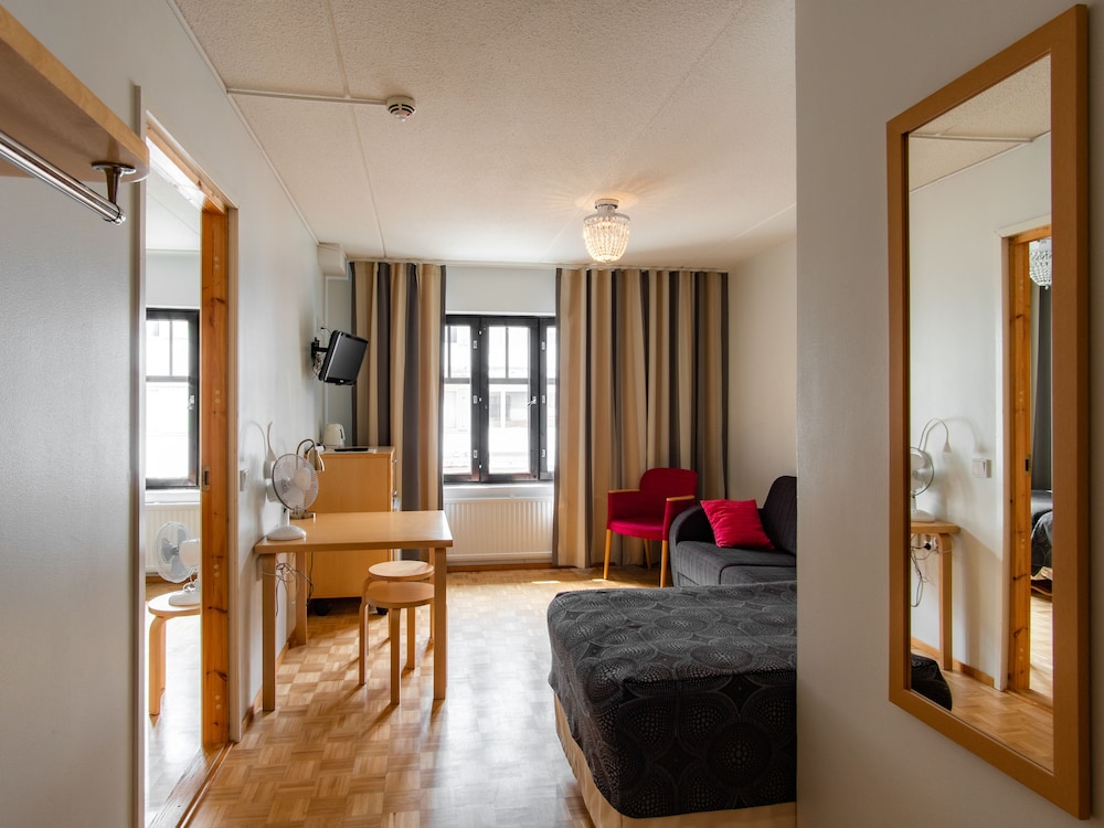 Hotel Jahtihovi 20/66