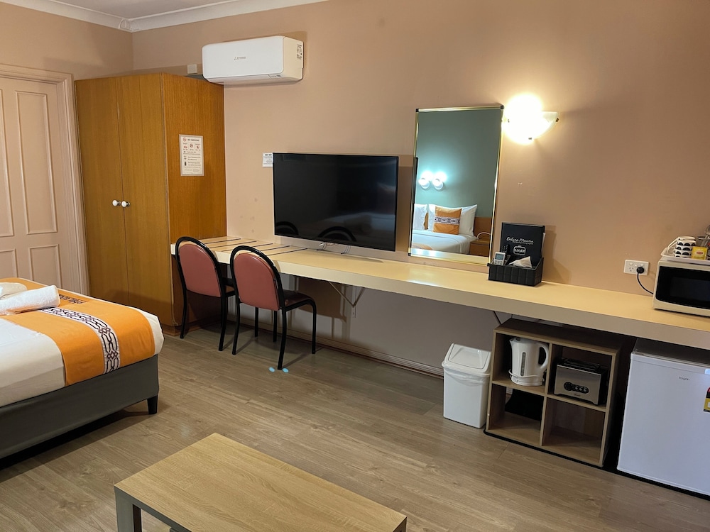 غرفة اقتصادية بسرير كوين، Philadelphia Motor Inn 2/6