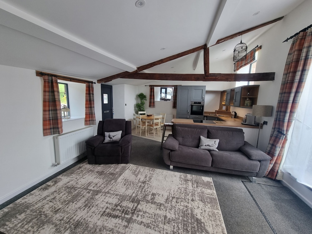 Monkton Court Hotel 13/50