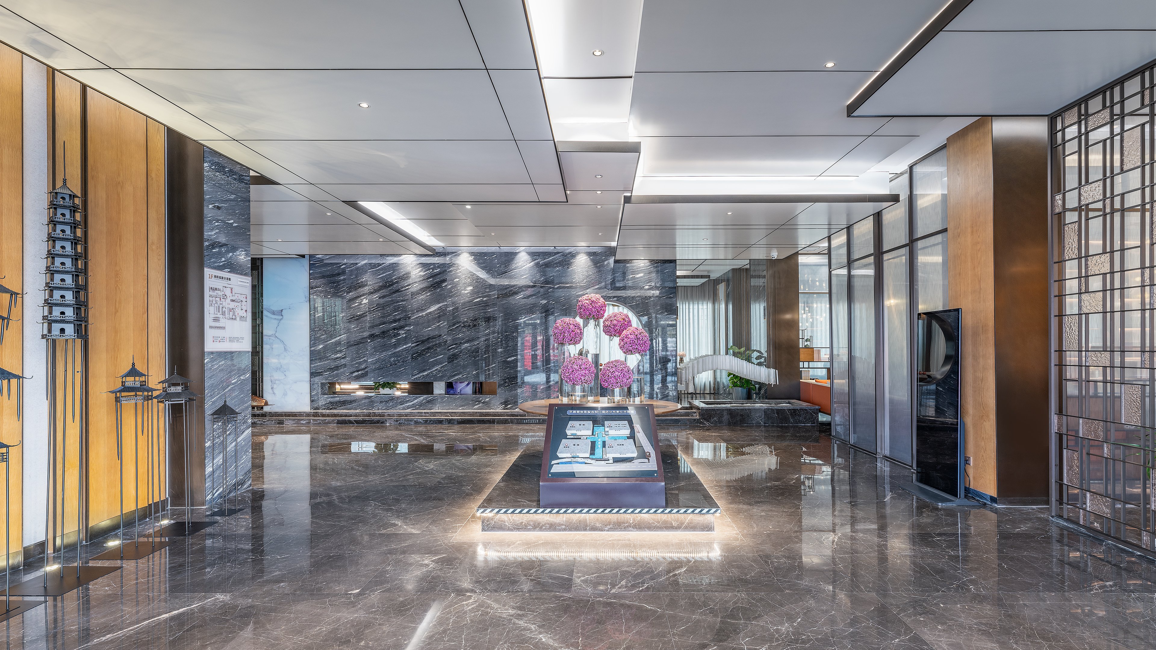 Holiday Inn Express Pingchang 12/48