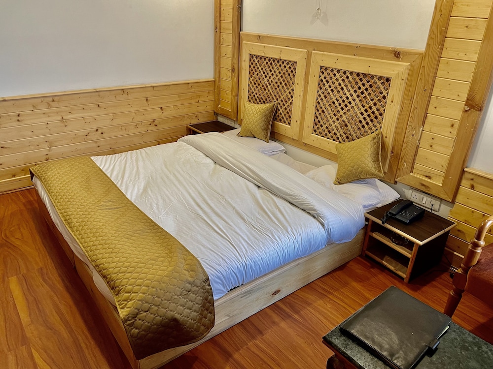 Hotel SADAF 12/45