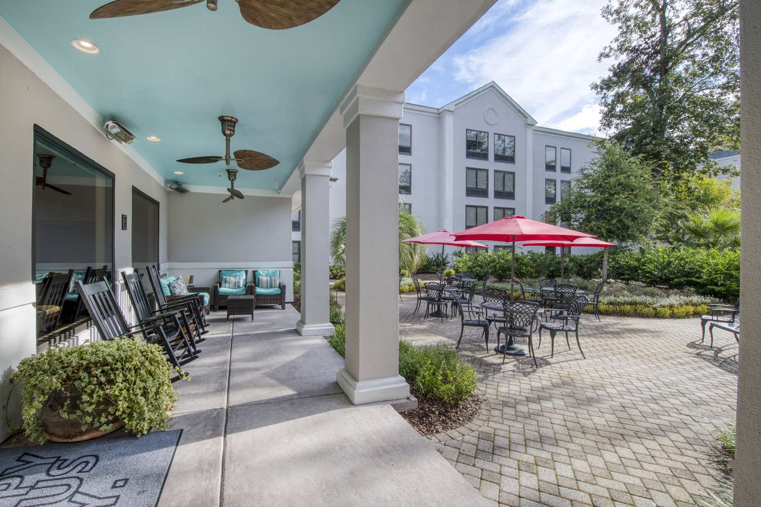 Hampton Inn And Suites Wilmington-Wrightsville Beach 73/74