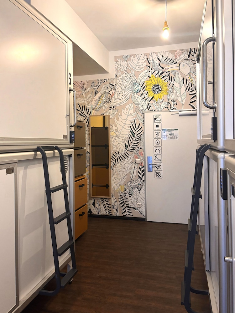 Sunflower Hostel 41/59