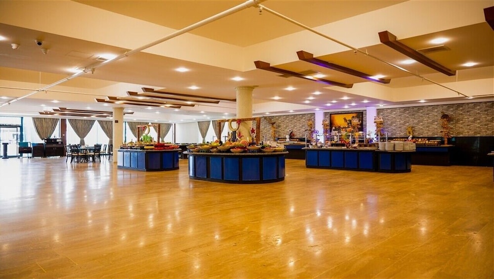 Senza Sunset Beach Hotel 22/87