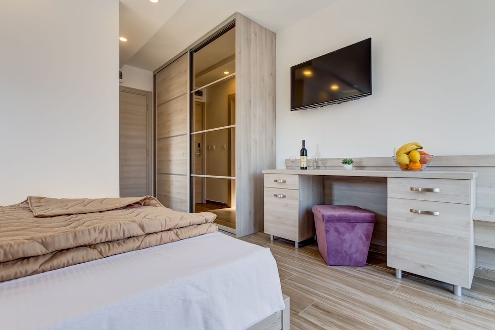 Almare Apartments Budva 13/50