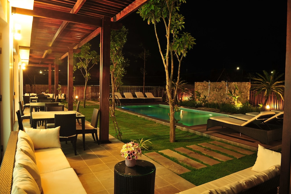 Kosmos Phu Quoc Villa 24/26
