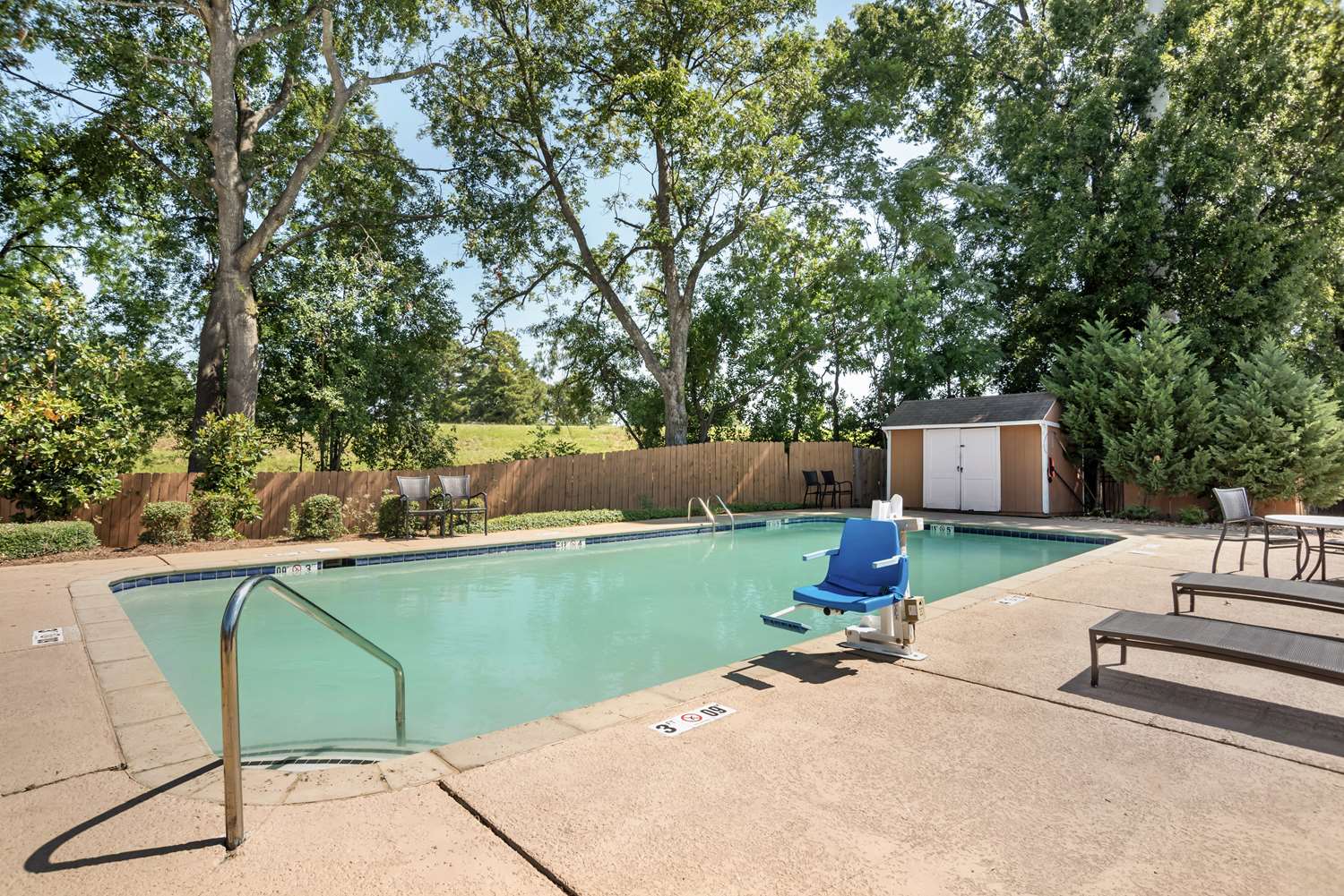 Country Inn & Suites by Radisson, Montgomery East I-85 22/22