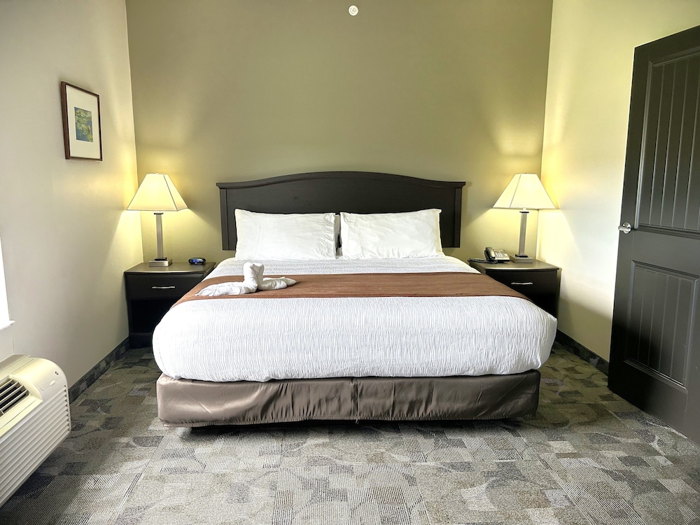 Midland Inn & Suites 6/22