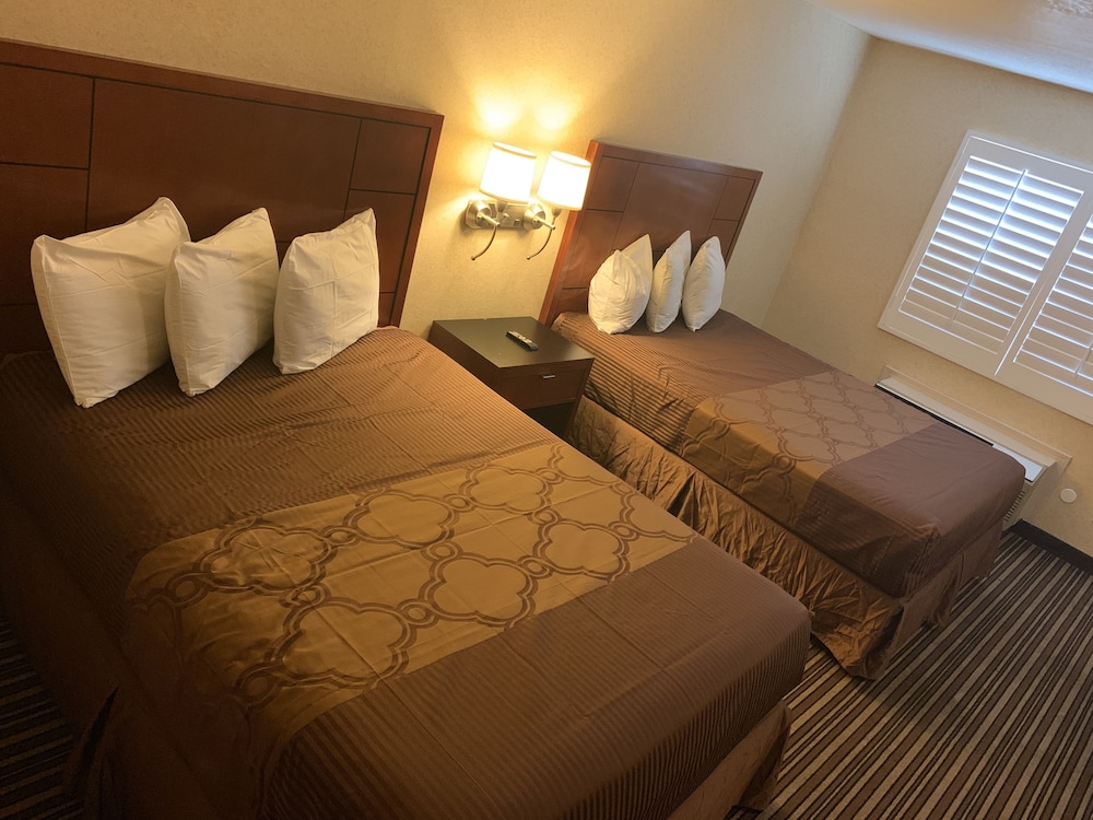 Buena Park Inn 34/63