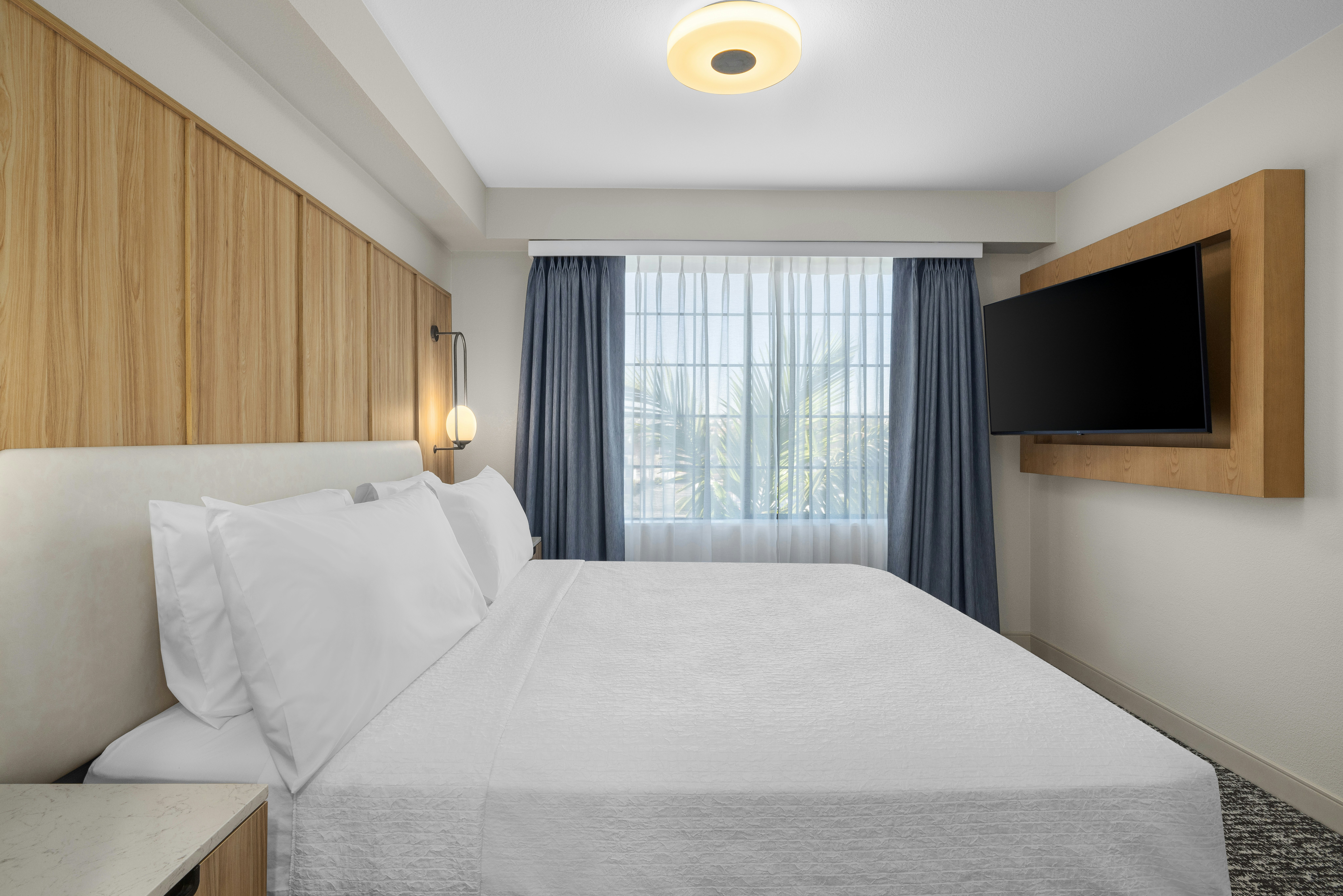 2 Bedrooms, Suite, 2 King Beds, 2 Bathrooms