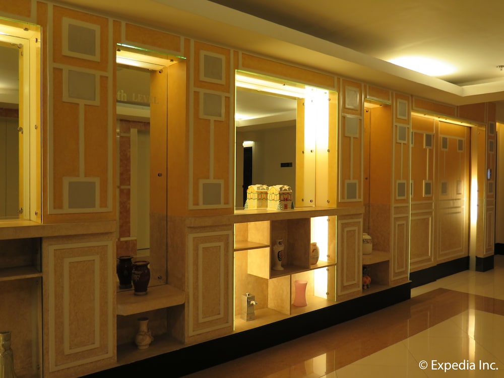 Big 8 Corporate Hotel 64/64