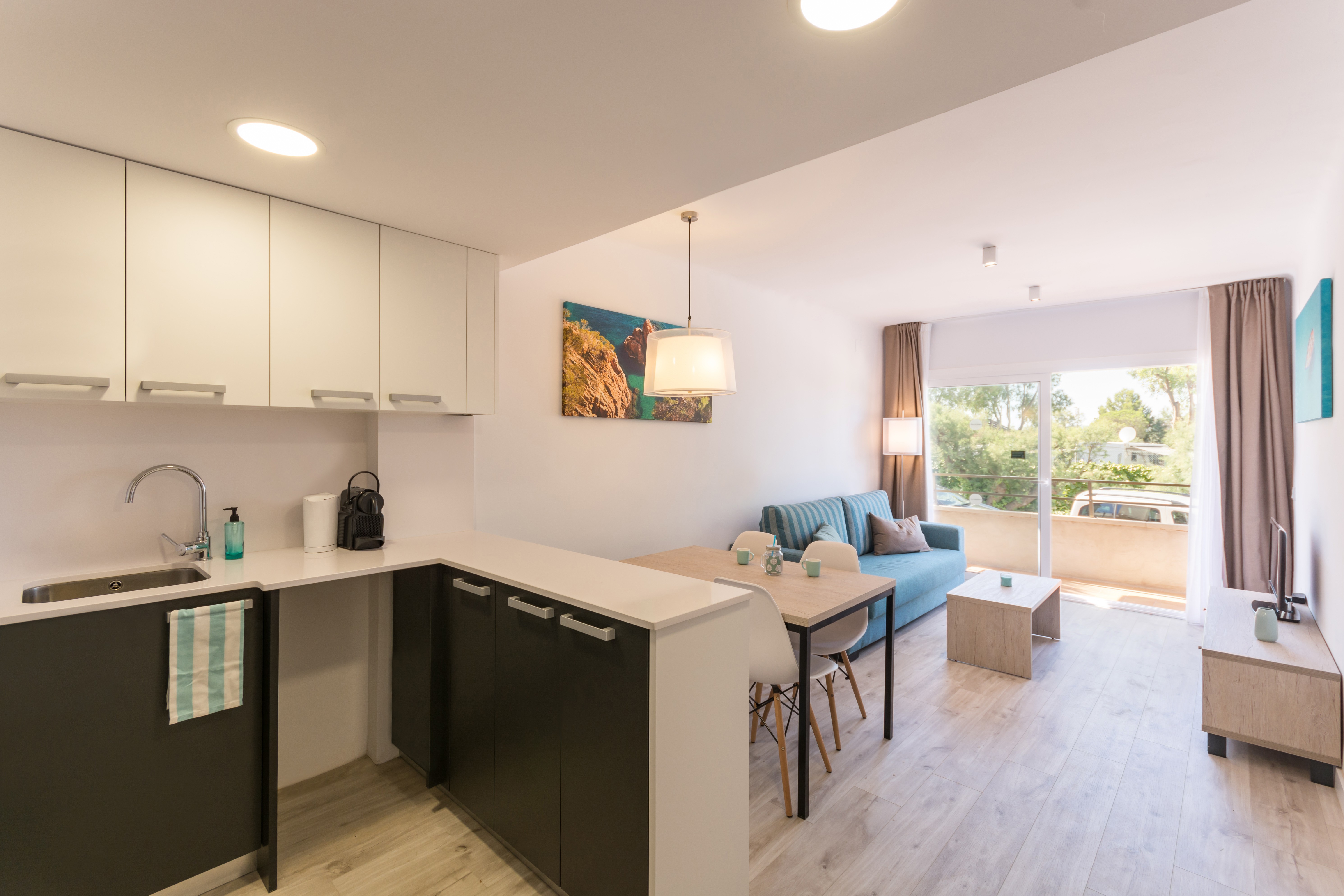 Festa Apartment Complex 12/23