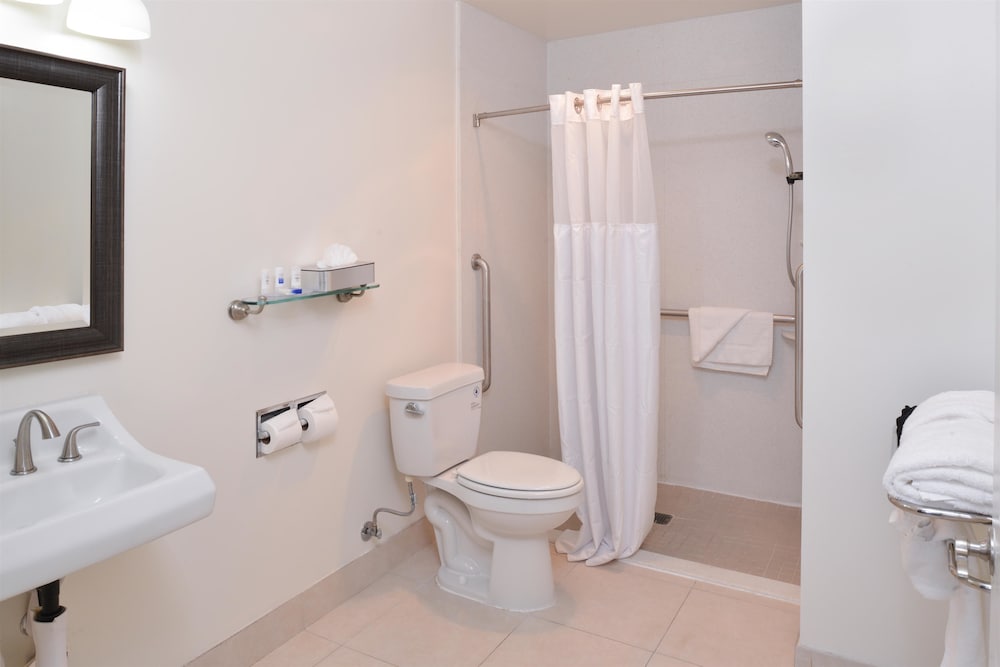 Best Western Plus LA Mid Town Hotel 20/37