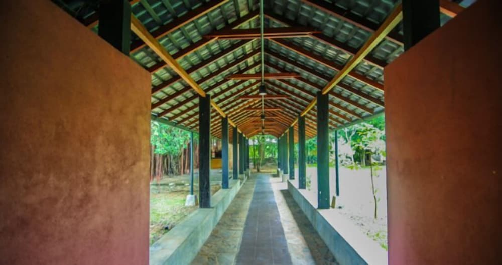 Mankada Resort 12/13