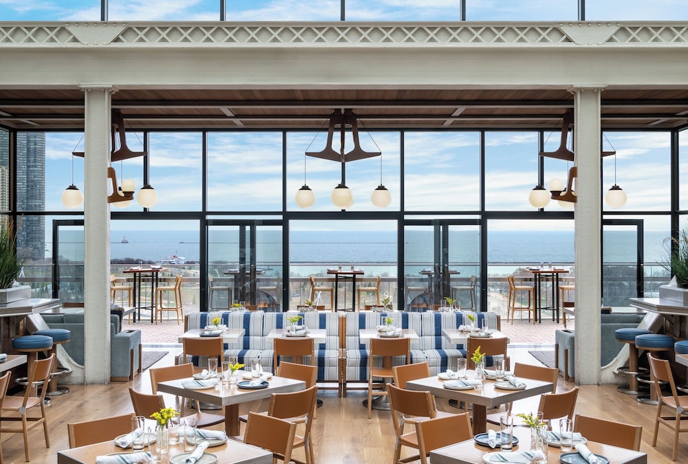 Chicago Athletic Association 62/79