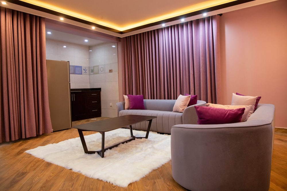 Le tsuba Grand Hotel 21/28