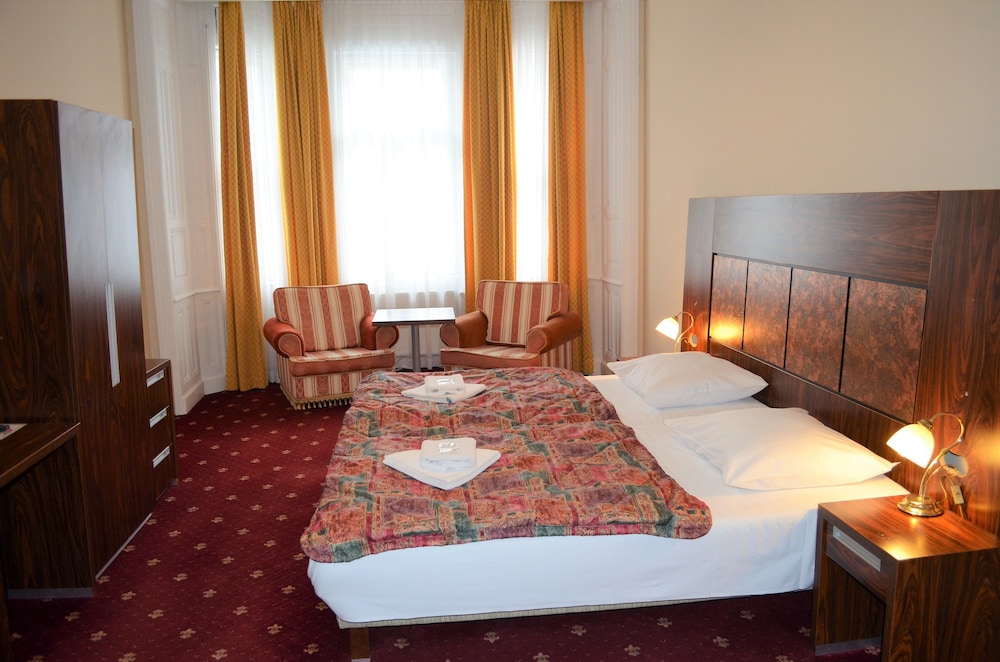 Hotel Palacky 16/50